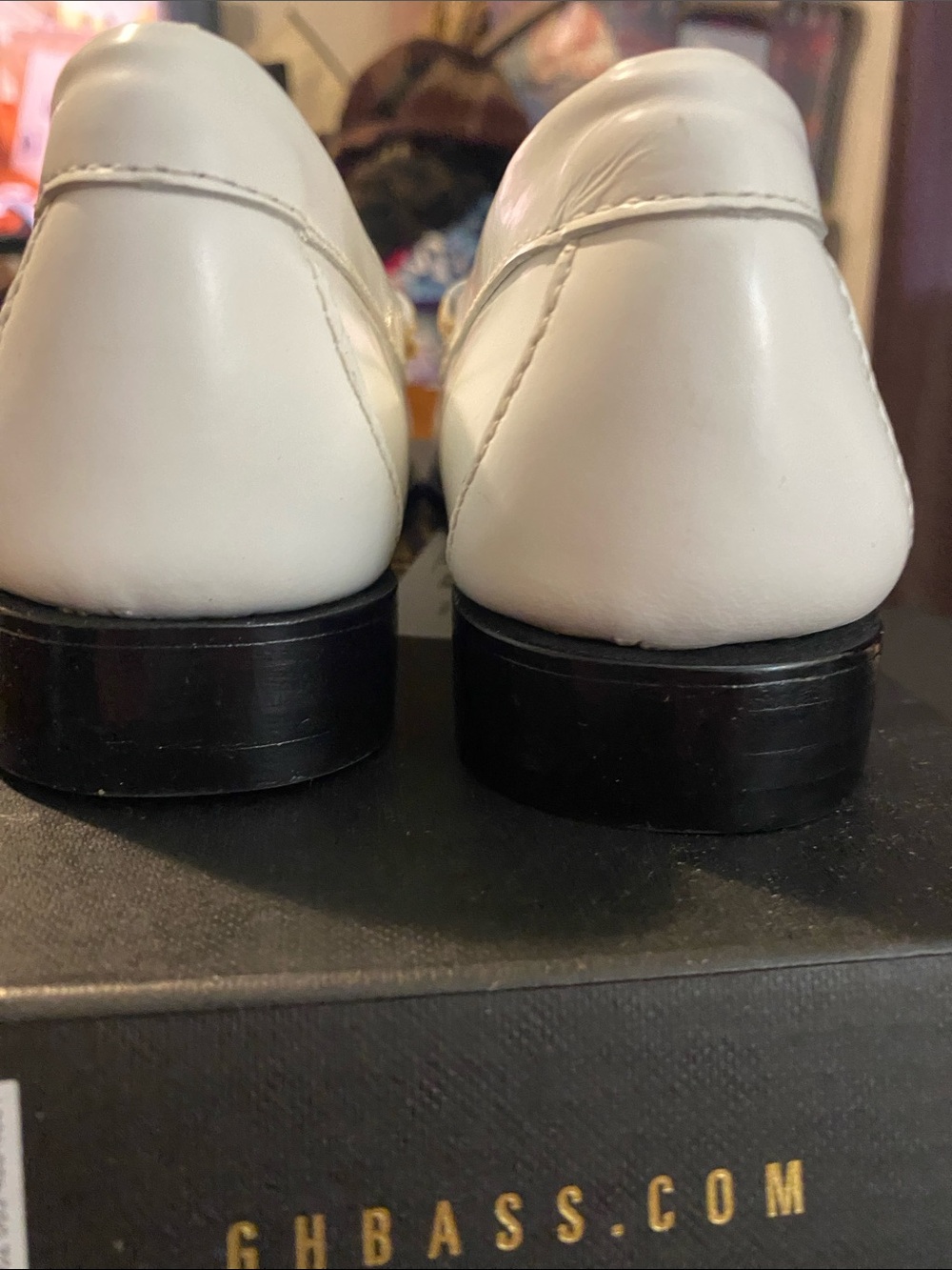 NWT IN BOX G.H. BASS WEEJUNS WO SIZE 6.5 WHITE WHITNEY CUTOUT FLOWER LOAFERS - Picture 7 of 11